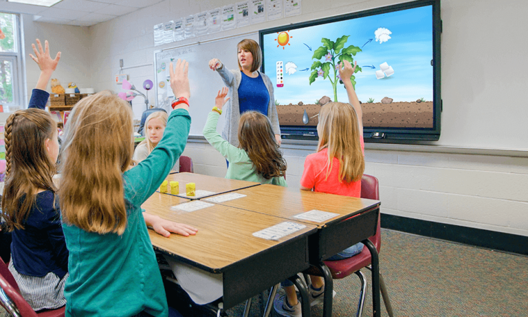 The Role of Paper in Education: Tradition vs. Technology